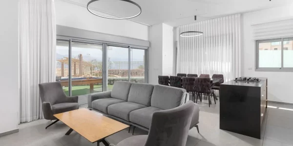 WhatsApp Image 2024-08-27 at 11.39.02 (1)